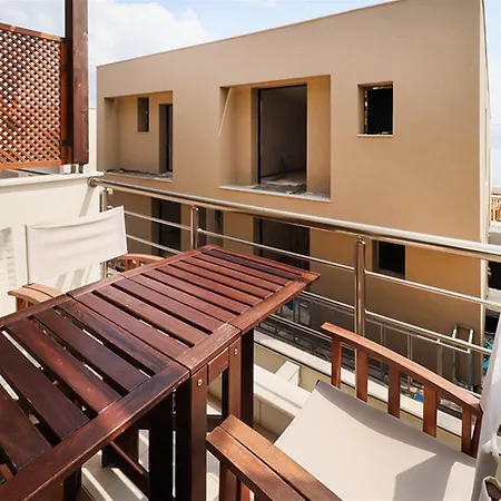 Apartament Nikolaosmare Nea Poteidaia